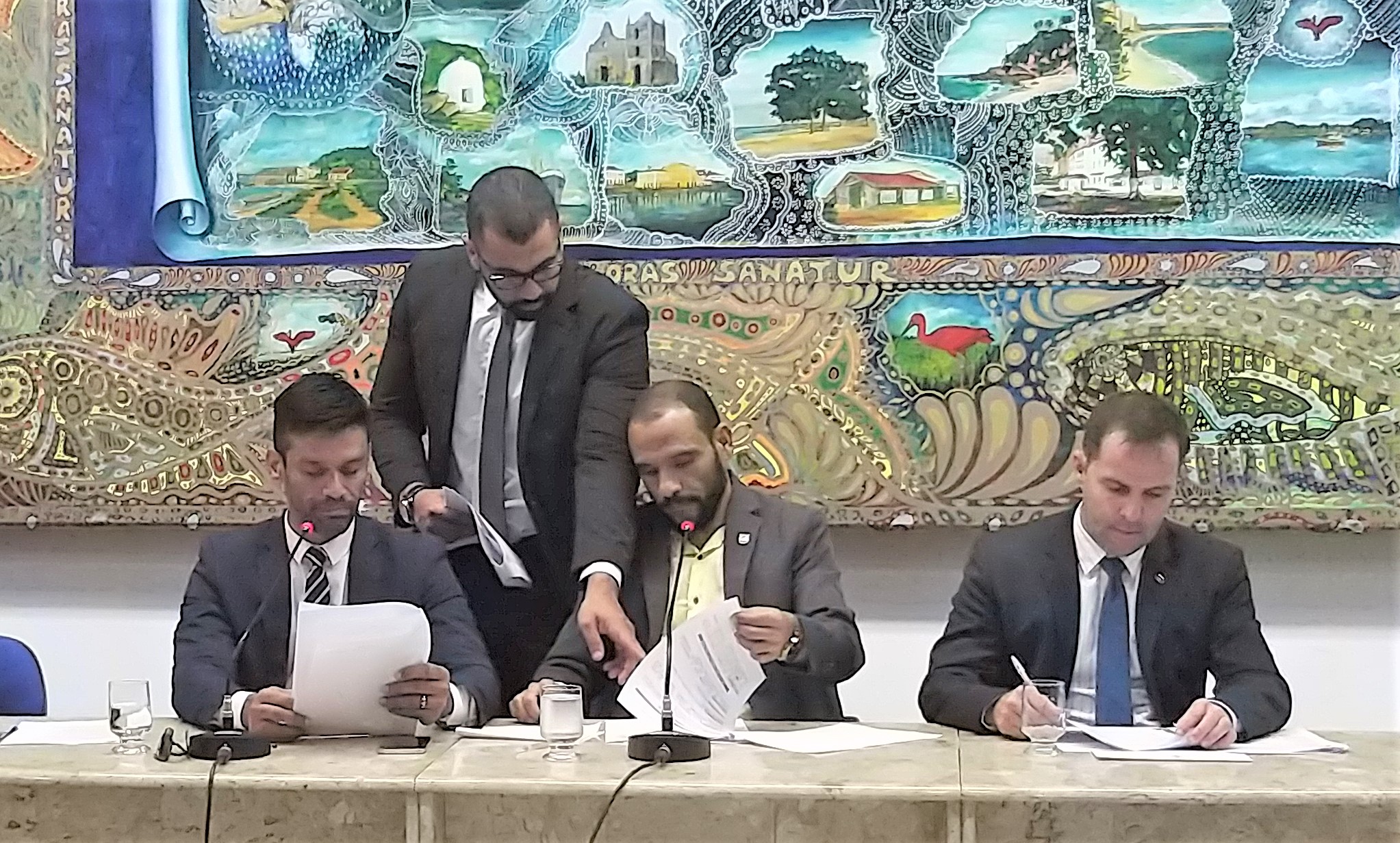 Câmara de Guarapari-es aprova 17 requerimentos e encaminham quatro projetos de lei para análise das Comissões 