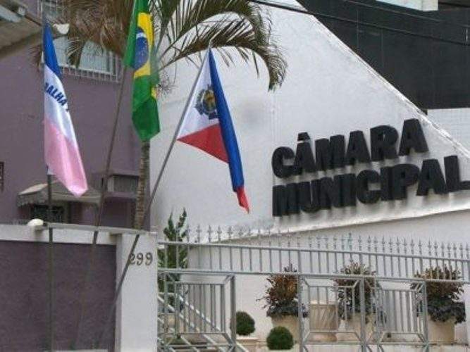 Servidores da Câmara de Guarapari terão reajuste salarial de 4,67 %