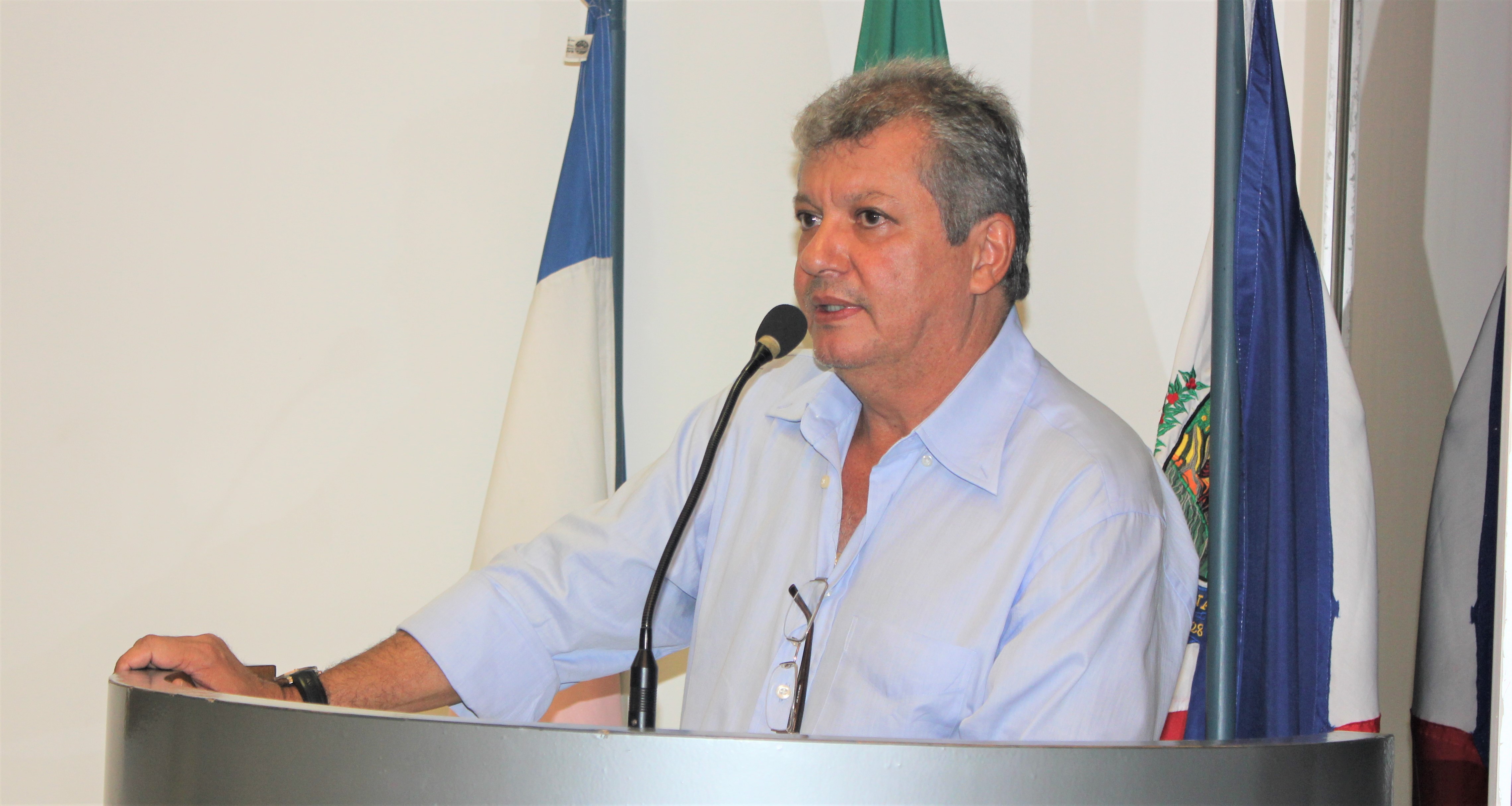   Tribunal de contas e Câmara Municipal de Guarapari-ES aprovam contas do ex-prefeito Orly Gomes.