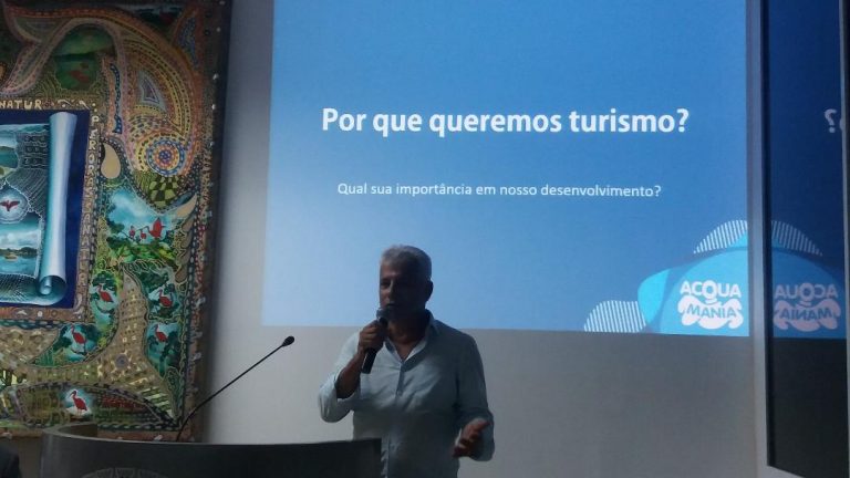 Sessão solene na Câmara debate turismo de Guarapari