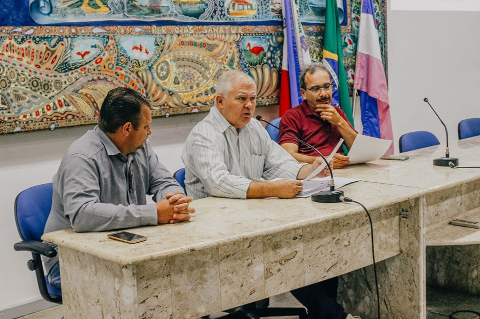 A Comissão de Redação e Justiça está analisando o projeto que trata do orçamento 2020.